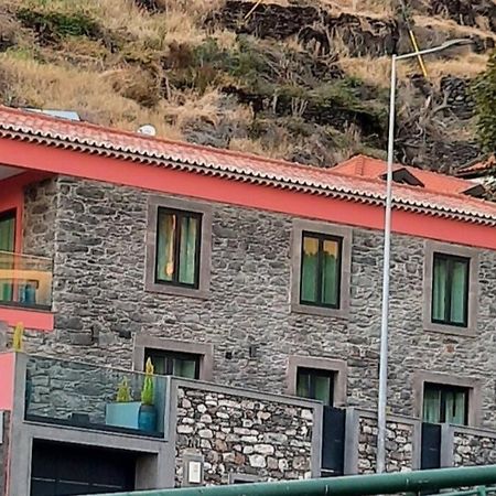 Chale Esmeralda - Charming Studios In Calheta Beach Εξωτερικό φωτογραφία