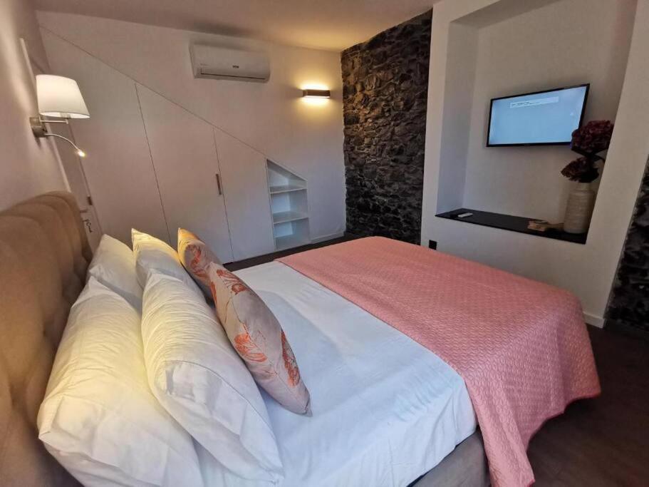 Chale Esmeralda - Charming Studios In Calheta Beach Εξωτερικό φωτογραφία