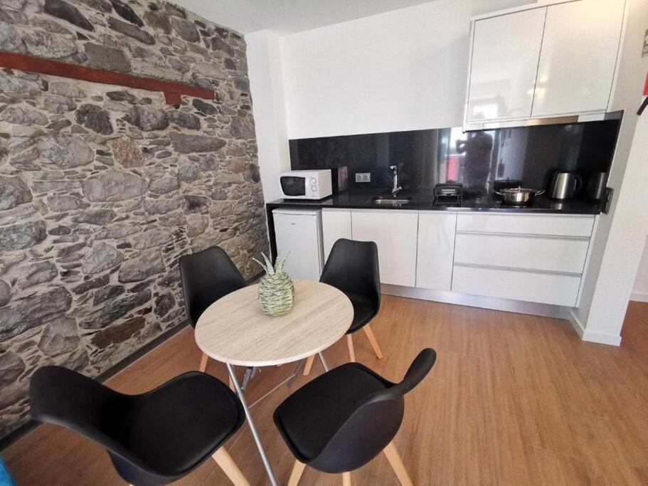Chale Esmeralda - Charming Studios In Calheta Beach Εξωτερικό φωτογραφία