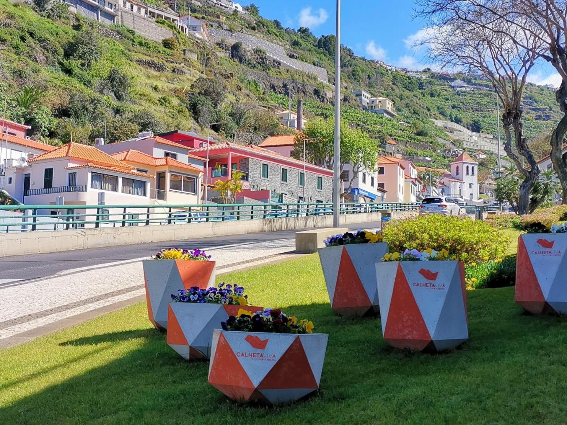 Chale Esmeralda - Charming Studios In Calheta Beach Εξωτερικό φωτογραφία