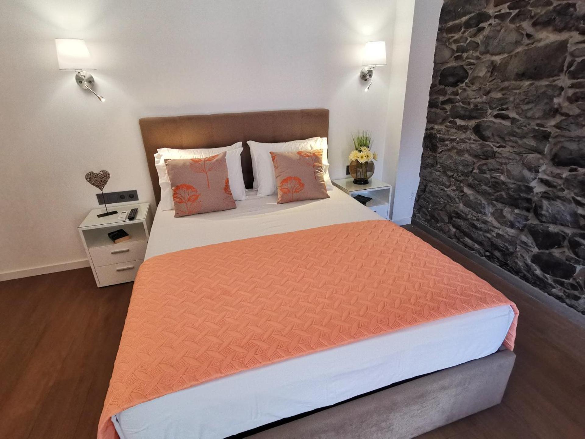 Chale Esmeralda - Charming Studios In Calheta Beach Εξωτερικό φωτογραφία