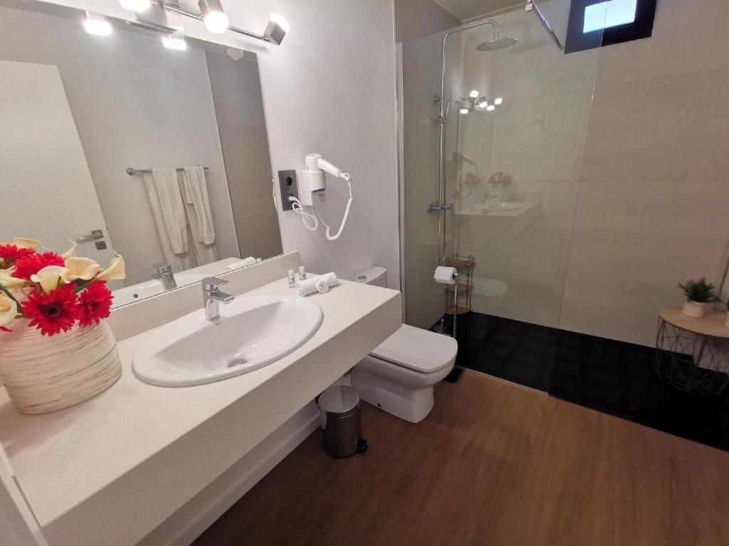 Chale Esmeralda - Charming Studios In Calheta Beach Εξωτερικό φωτογραφία